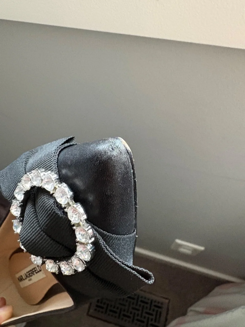 Pointed-toe flats - Picture 6 of 8